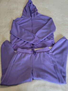 Girls Lavender Hooded Sweatshirt & Jogger Set
